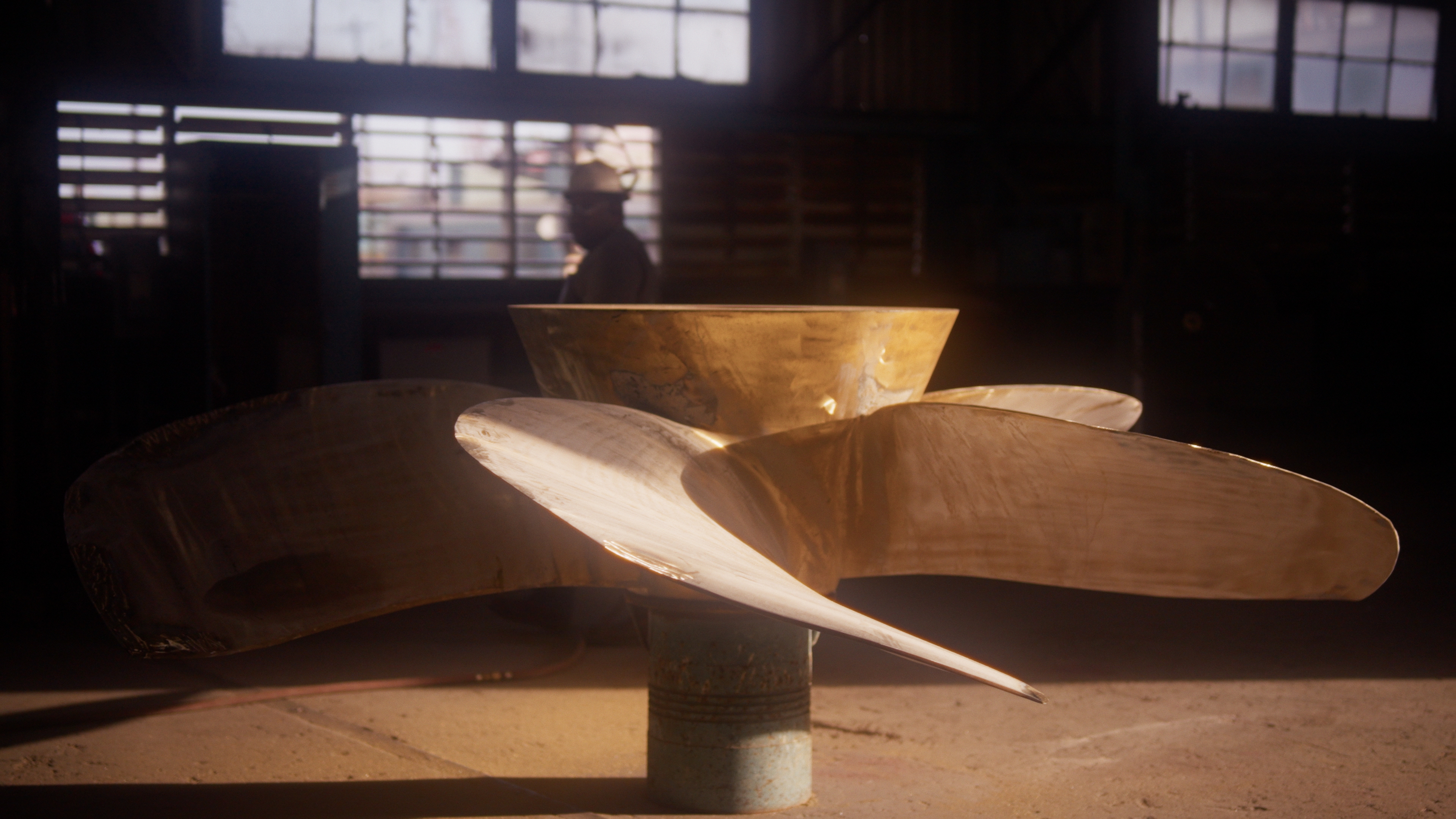 photo of a propellor for a ship